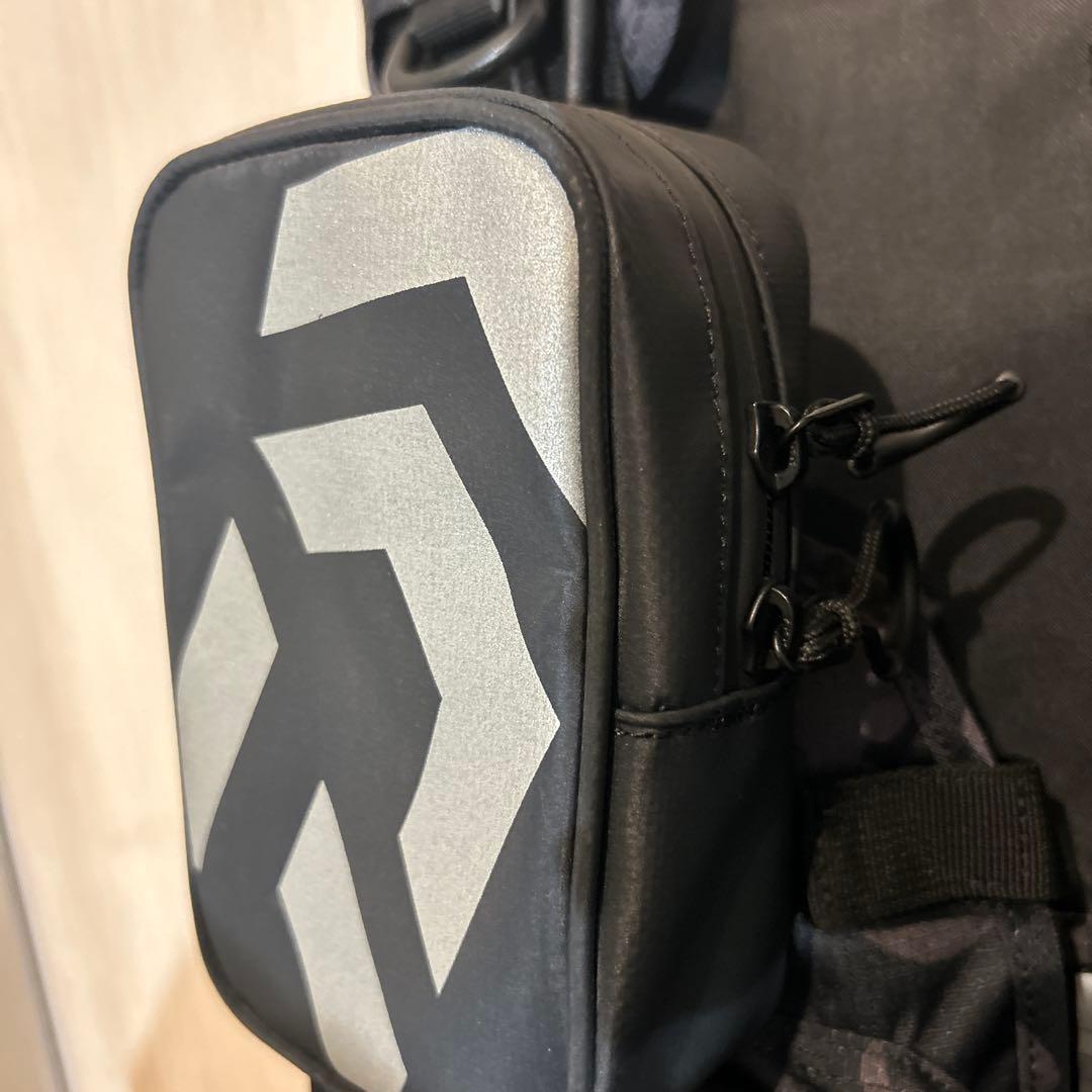 美品 DAIWA フロートゲームベスト DF-6206 カモフラ