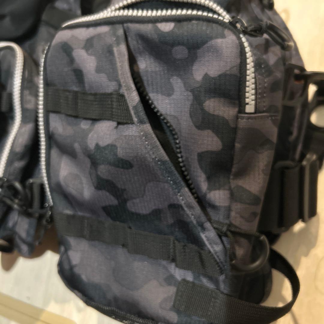 美品 DAIWA フロートゲームベスト DF-6206 カモフラ