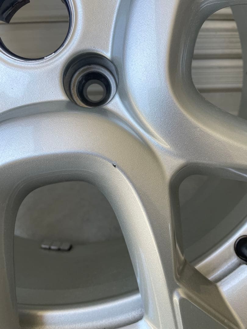 アバルト595 コンペティツオーネ 純正ホイール