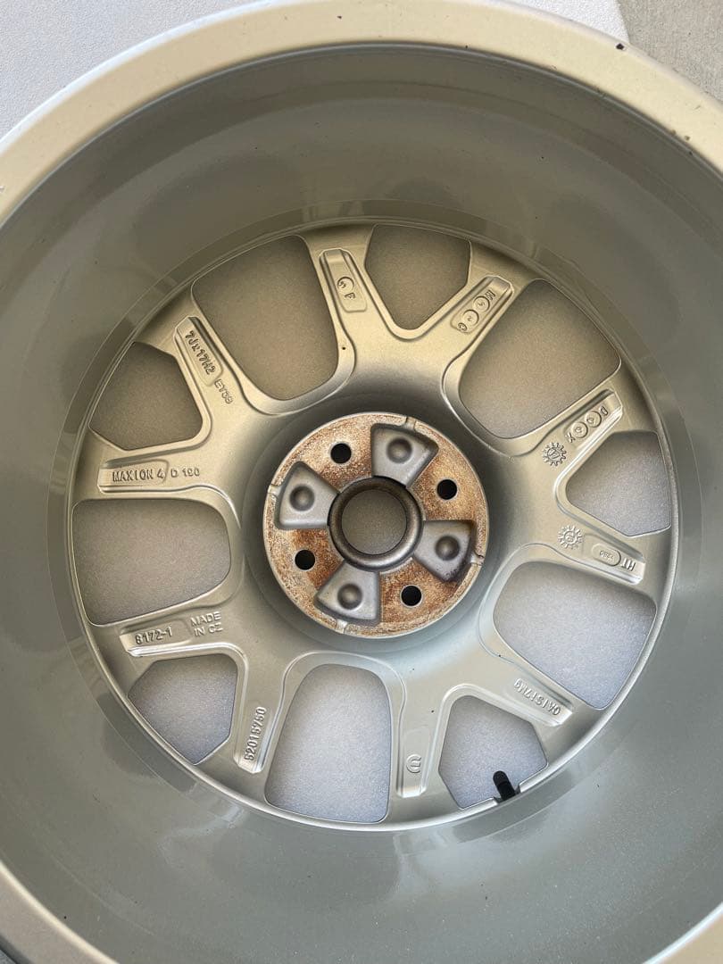 アバルト595 コンペティツオーネ 純正ホイール