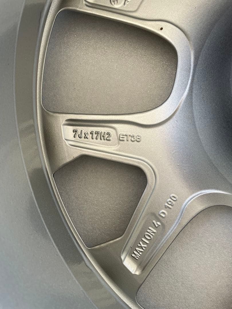 アバルト595 コンペティツオーネ 純正ホイール