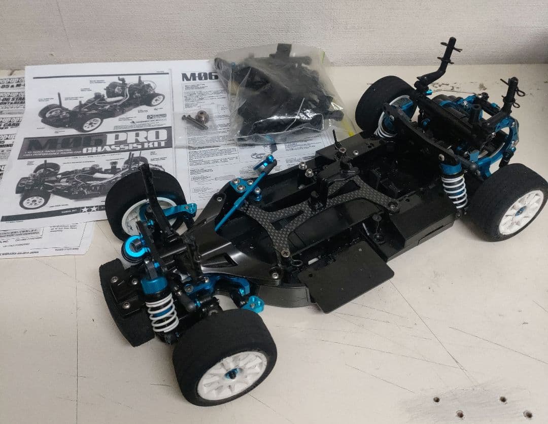 タミヤM-06PROシャーシ、オプション多数装備