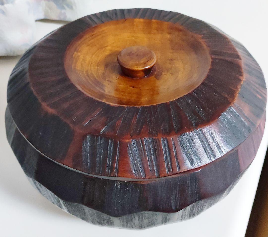 おひつ 天然木くり抜き 漆塗り 亀甲彫 和食器 お櫃 重箱 蓋付 24cm