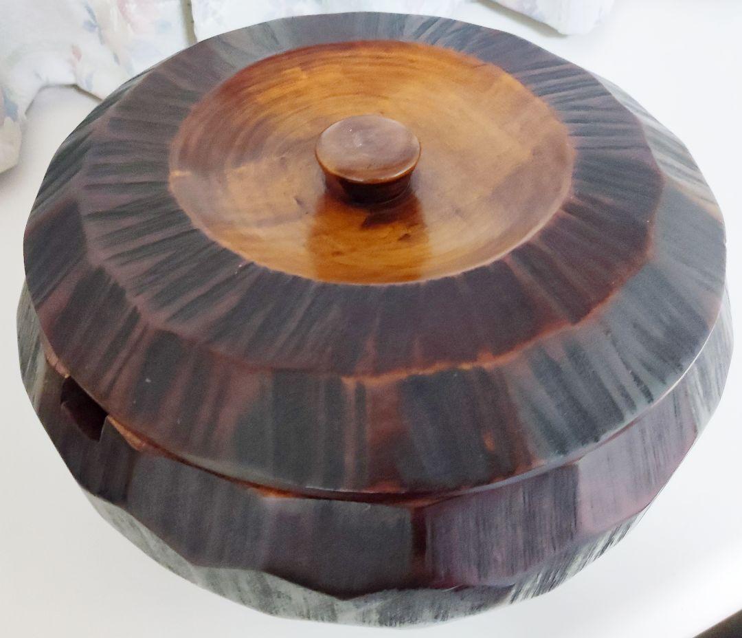 おひつ 天然木くり抜き 漆塗り 亀甲彫 和食器 お櫃 重箱 蓋付 24cm