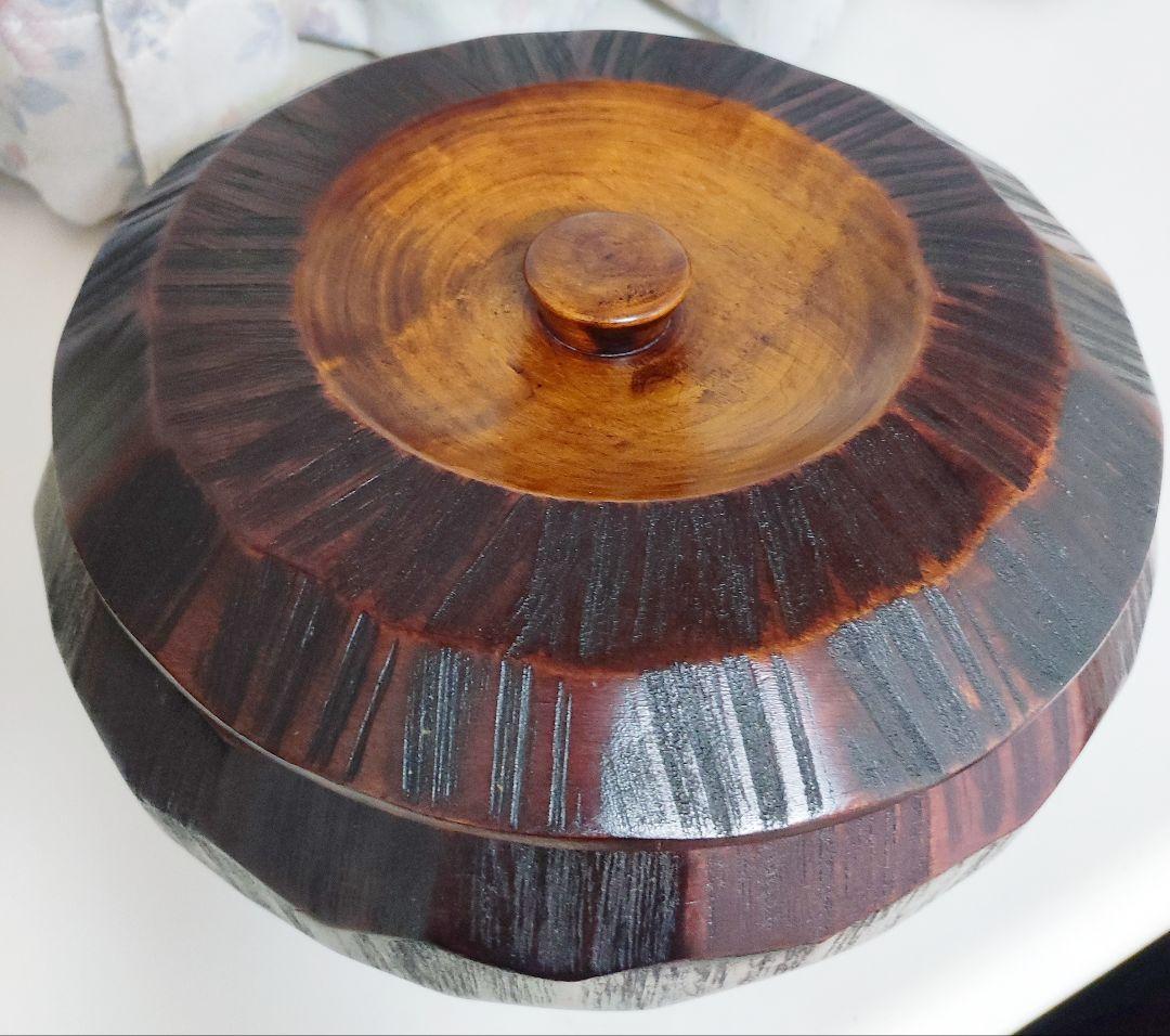 おひつ 天然木くり抜き 漆塗り 亀甲彫 和食器 お櫃 重箱 蓋付 24cm