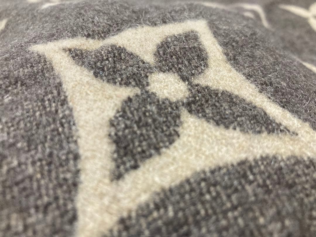 LOUIS VUITTON ルイヴィトン　ブランケット