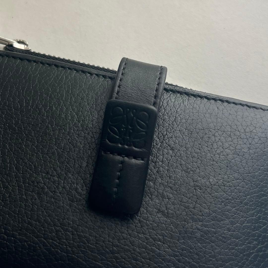 104 極上美品 LOEWE ロエベ 2つ折り財布