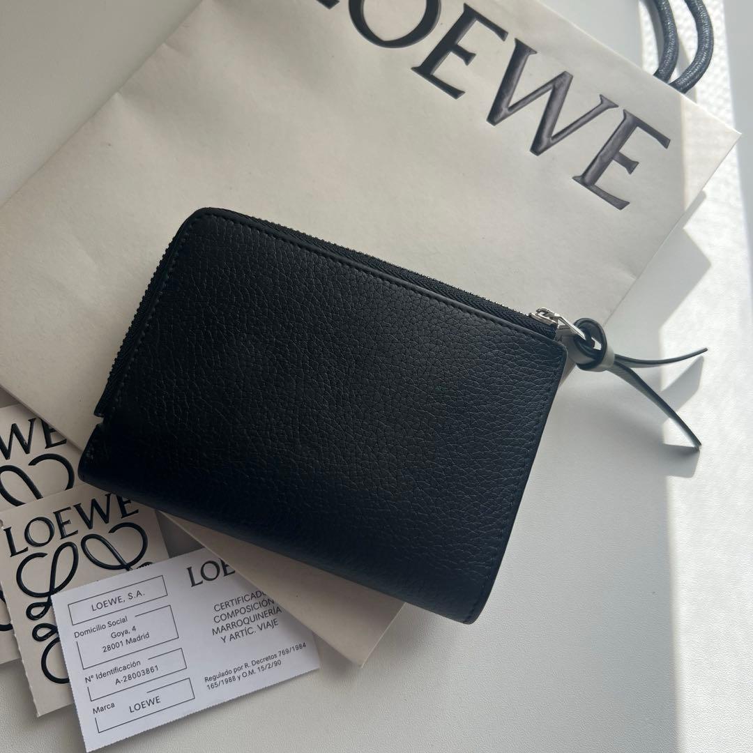104 極上美品 LOEWE ロエベ 2つ折り財布