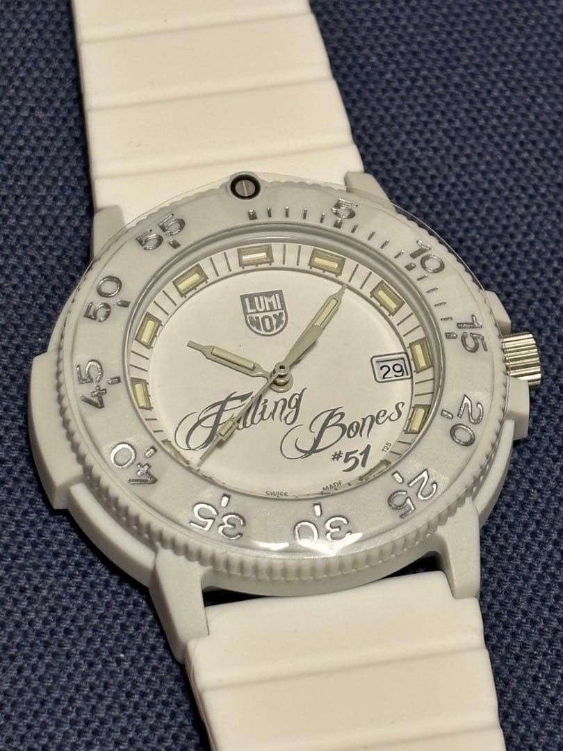 時計 Luminox 3000 Falling Bones White