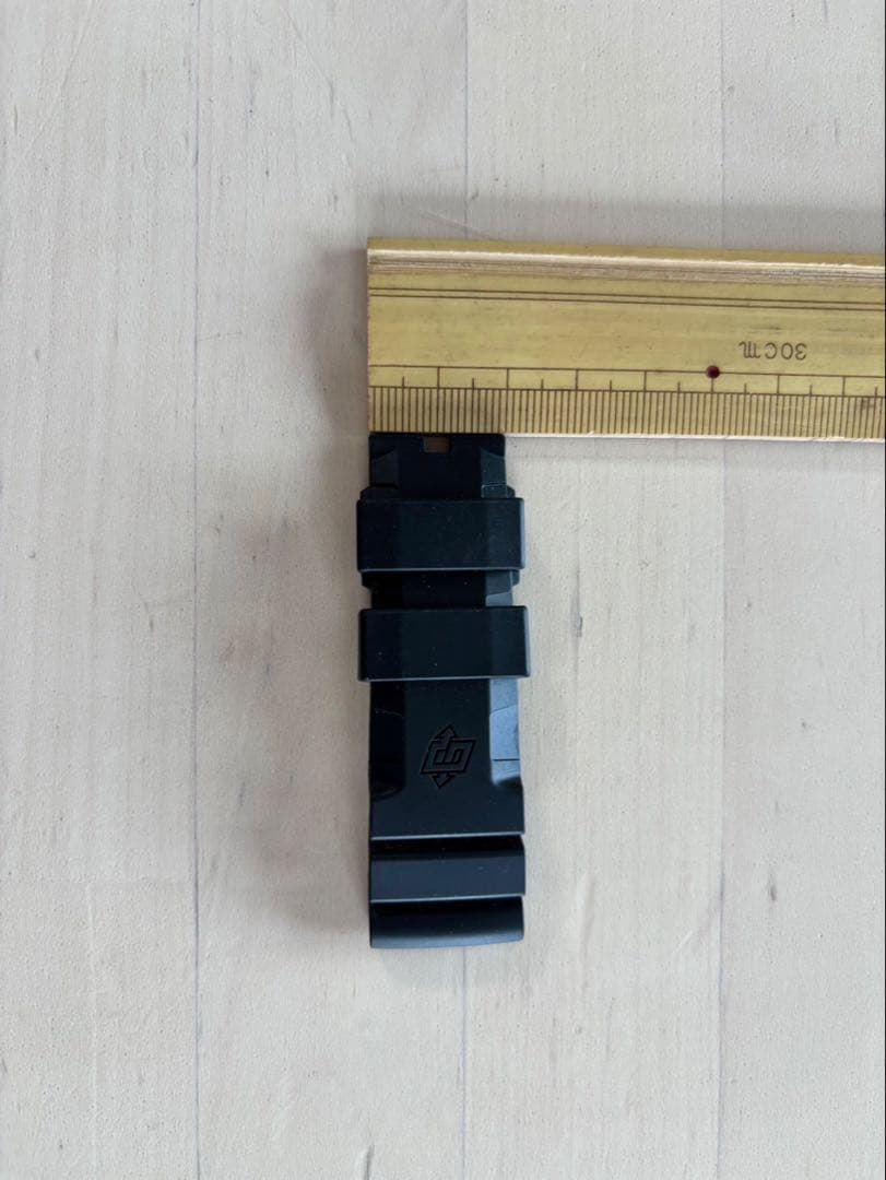 PANERAI パネライ ラバーベルト ラグ幅22mm ブラック