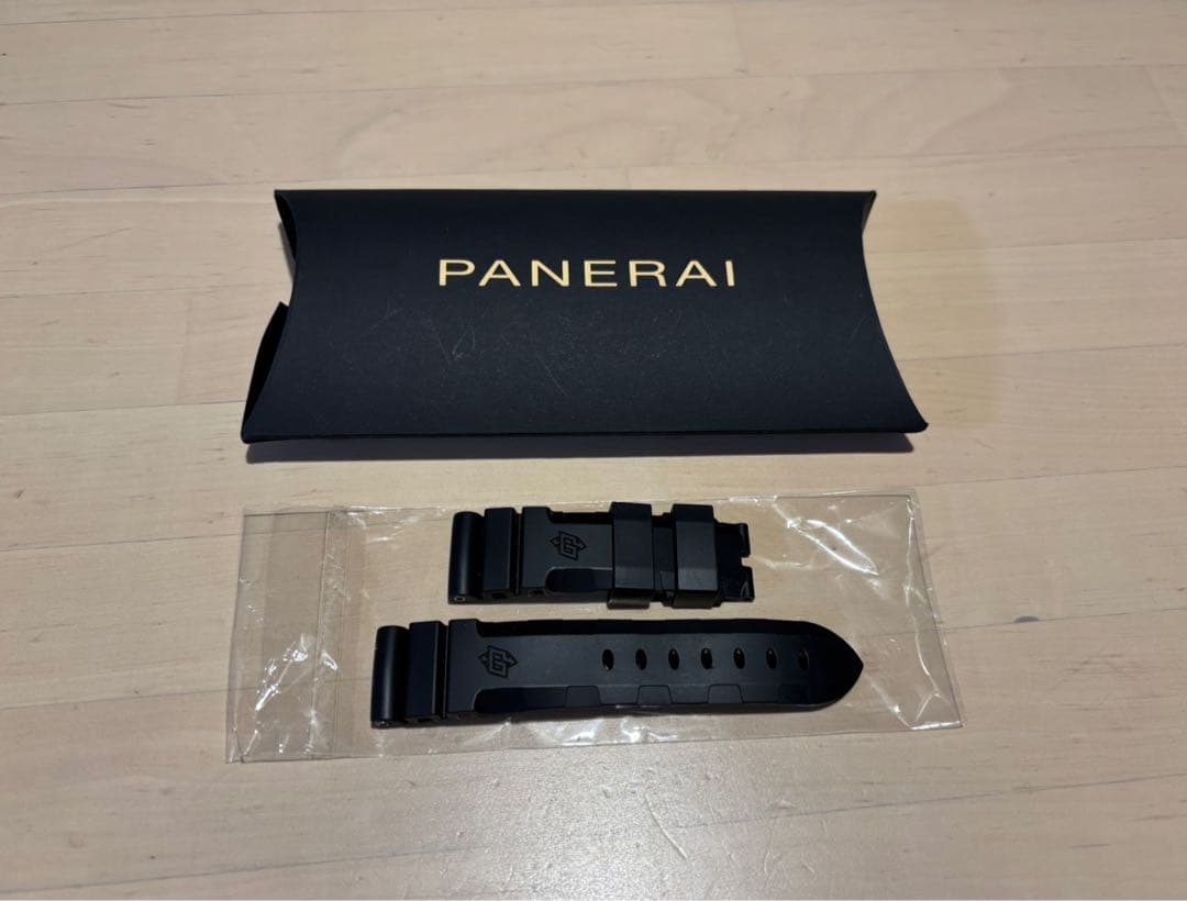 PANERAI パネライ ラバーベルト ラグ幅22mm ブラック