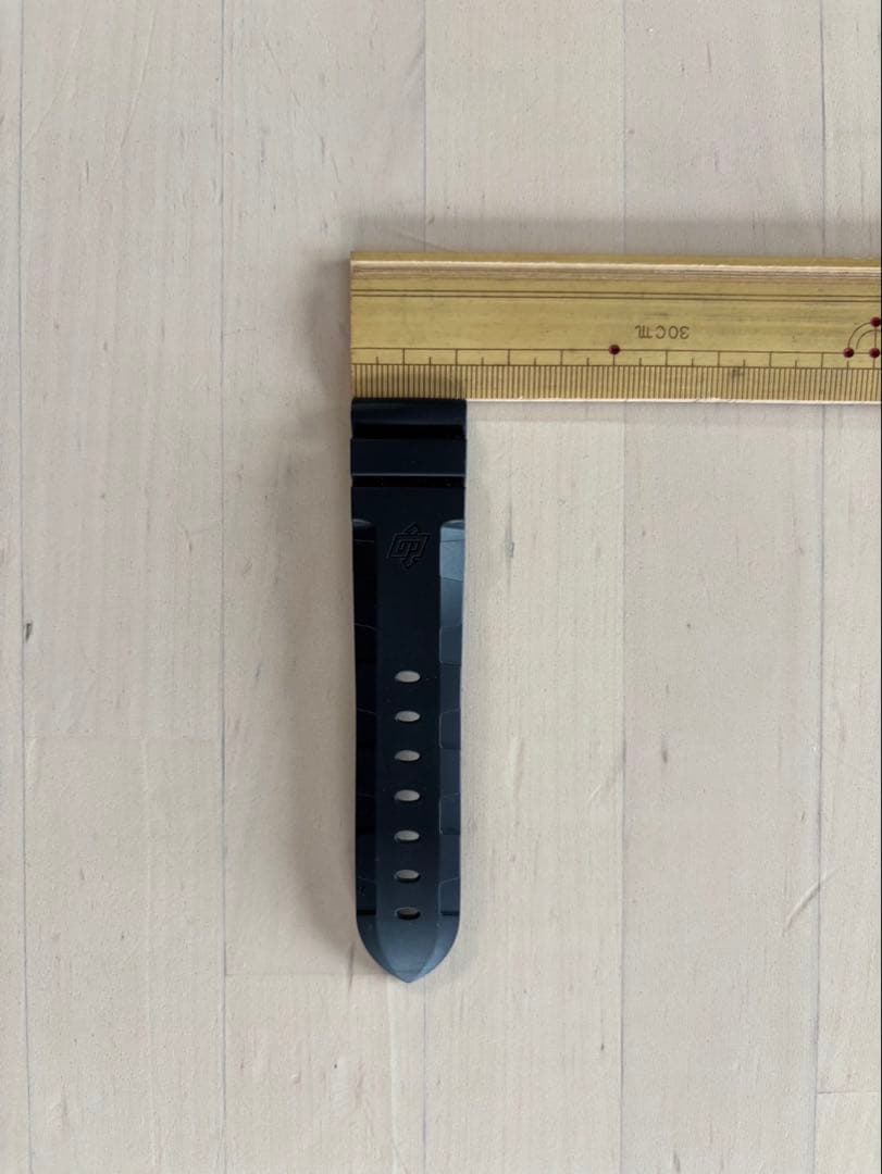 PANERAI パネライ ラバーベルト ラグ幅22mm ブラック