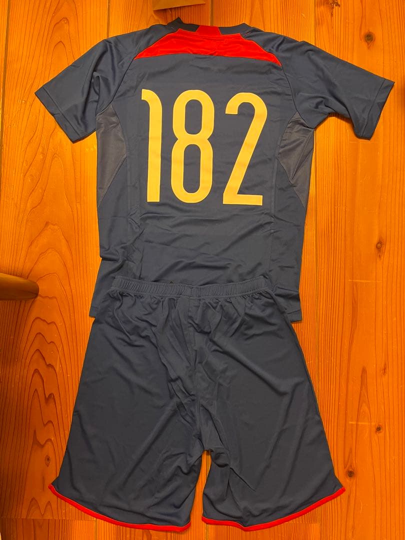 山梨学院大学サッカー部　半袖ユニフォーム上下セット