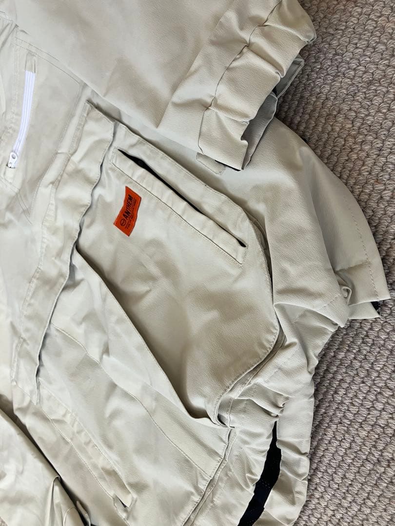 ANTHEM ユニセックス　スノーボードウェア　上下セット