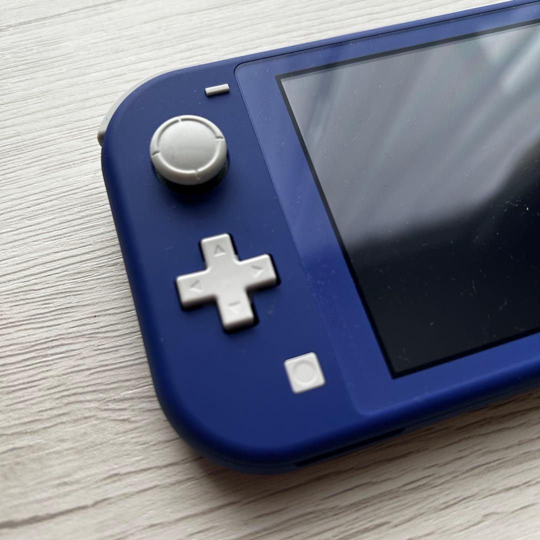 Switch Nintendo Lite ブルー　スイッチライト