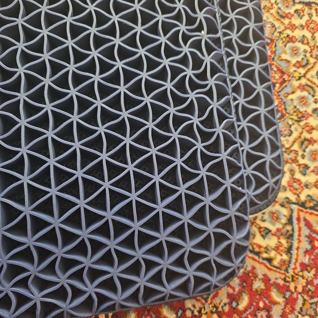 カインズ　繋げて使えるMoffleパッド　ベッドマットレス