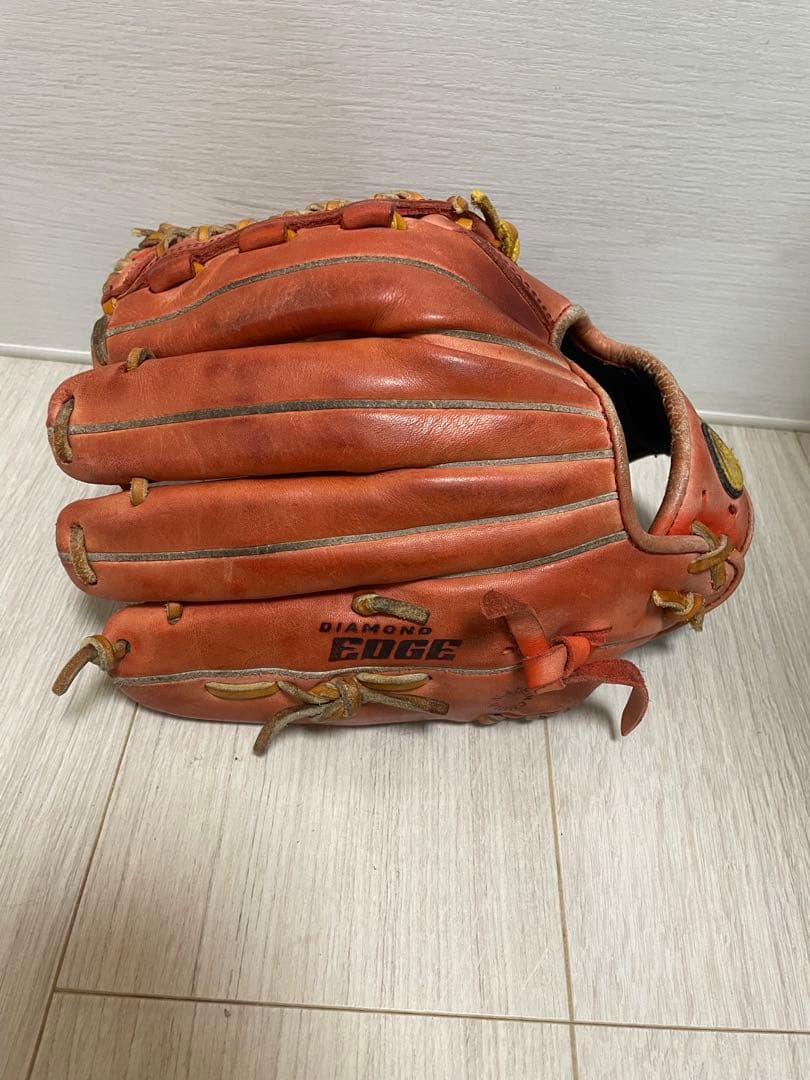 NIKE DIAMOND EDGE LAUNCH R 貫 内野手 軟式用