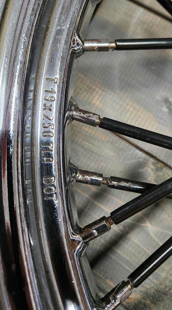 ハーレー　１９インチホイール　バリ山タイヤ付き　#無事故品