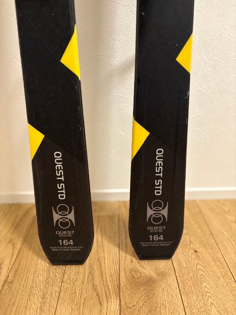 HART QUEST スキー 板 黒/黄色 ポールセット