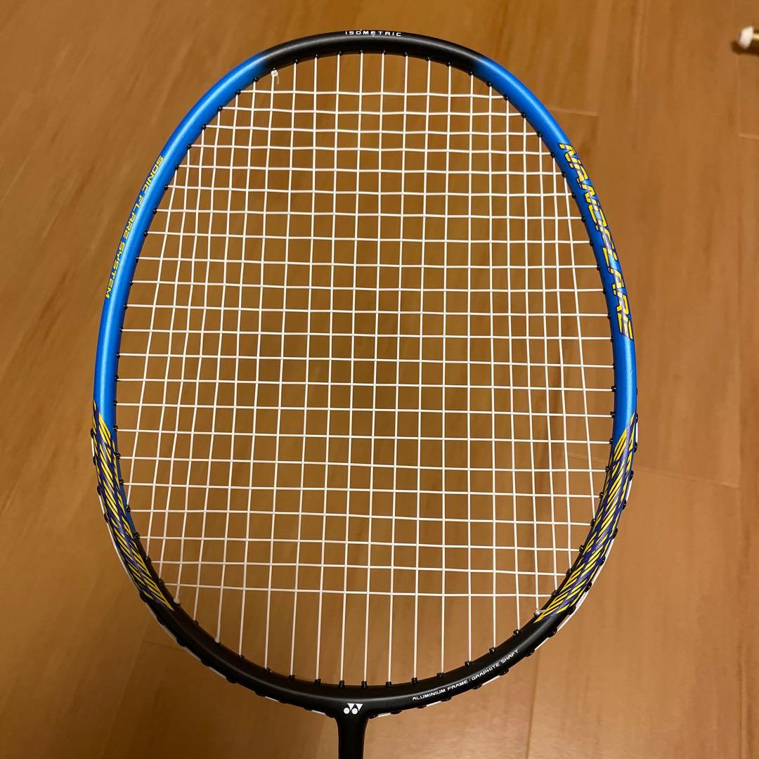 値下げ/YONEX　ヨネックス　バトミントンラケット　ナノフレア３０