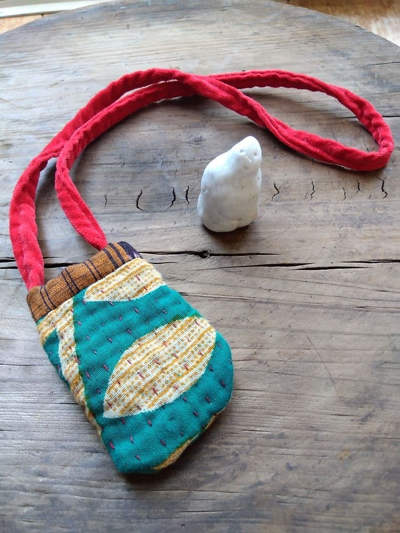 早川ユミ　小さなお守り