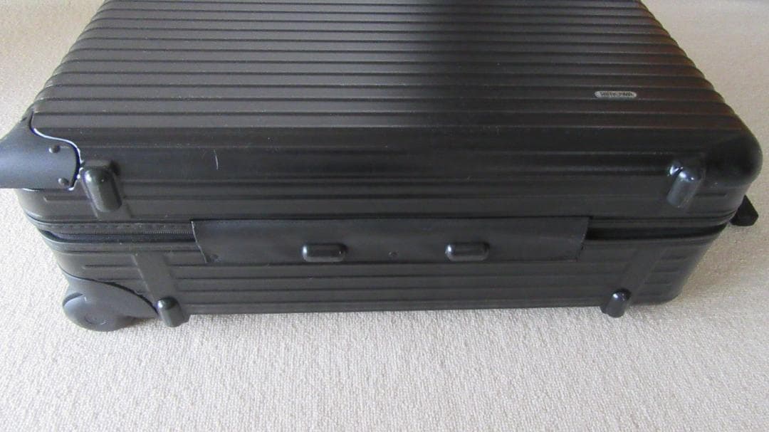 RIMOWA リモワ サルサ 2輪 63L キャリーケース 廃盤 黒