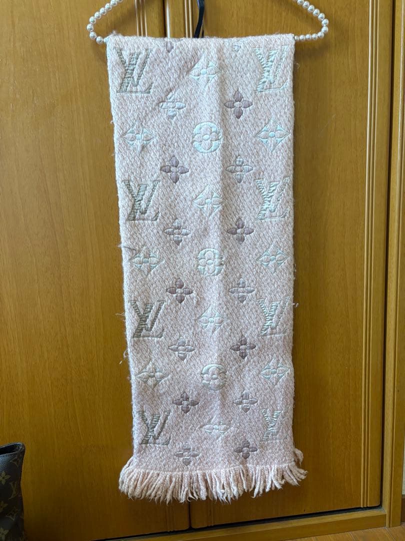 Louis Vuitton モノグラム マフラー ピンク　タグなし