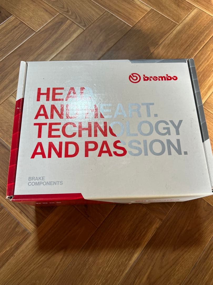 ブレンボ M4 34/34 100mm ブレーキキャリパー