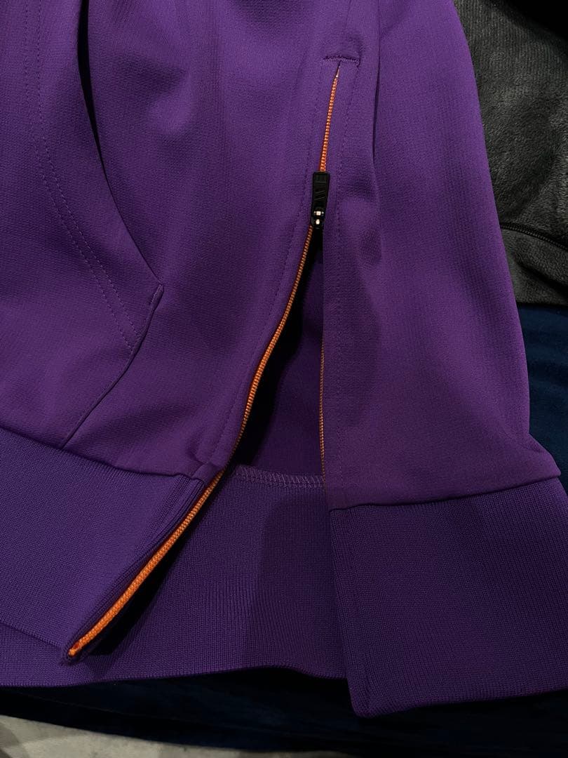 新品munsingwear パープル フード付きパーカーL L