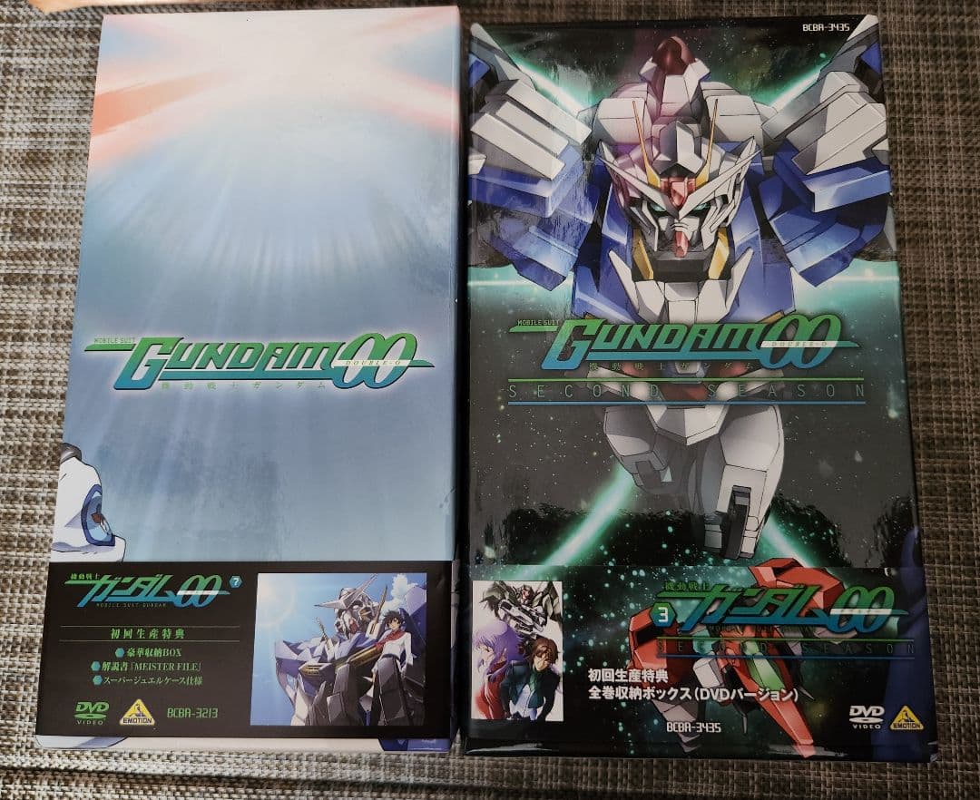 【美品】機動戦士ガンダム00 1期2期 全14巻DVD BOX