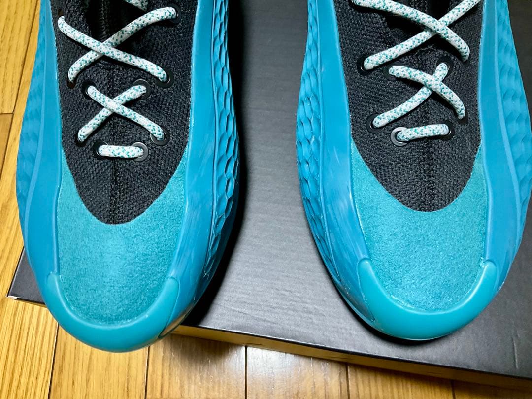 adidasバスケットボールシューズ　A.E.1 MID 27.0cm