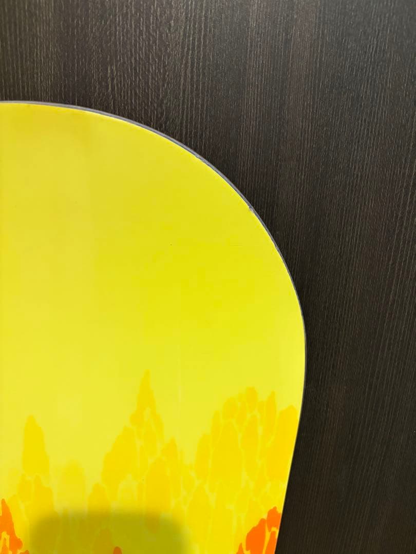 スノーボード板（BURTON）