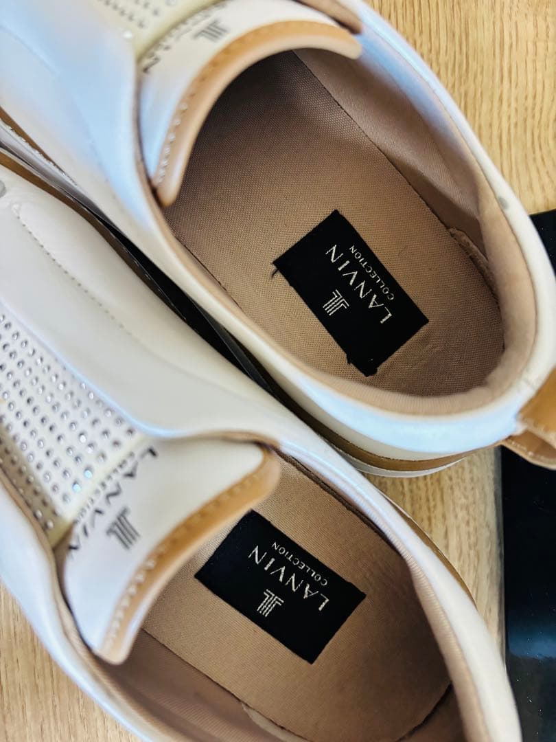 【週末お値下げ】LANVIN COLLECTION スニーカー　23cm