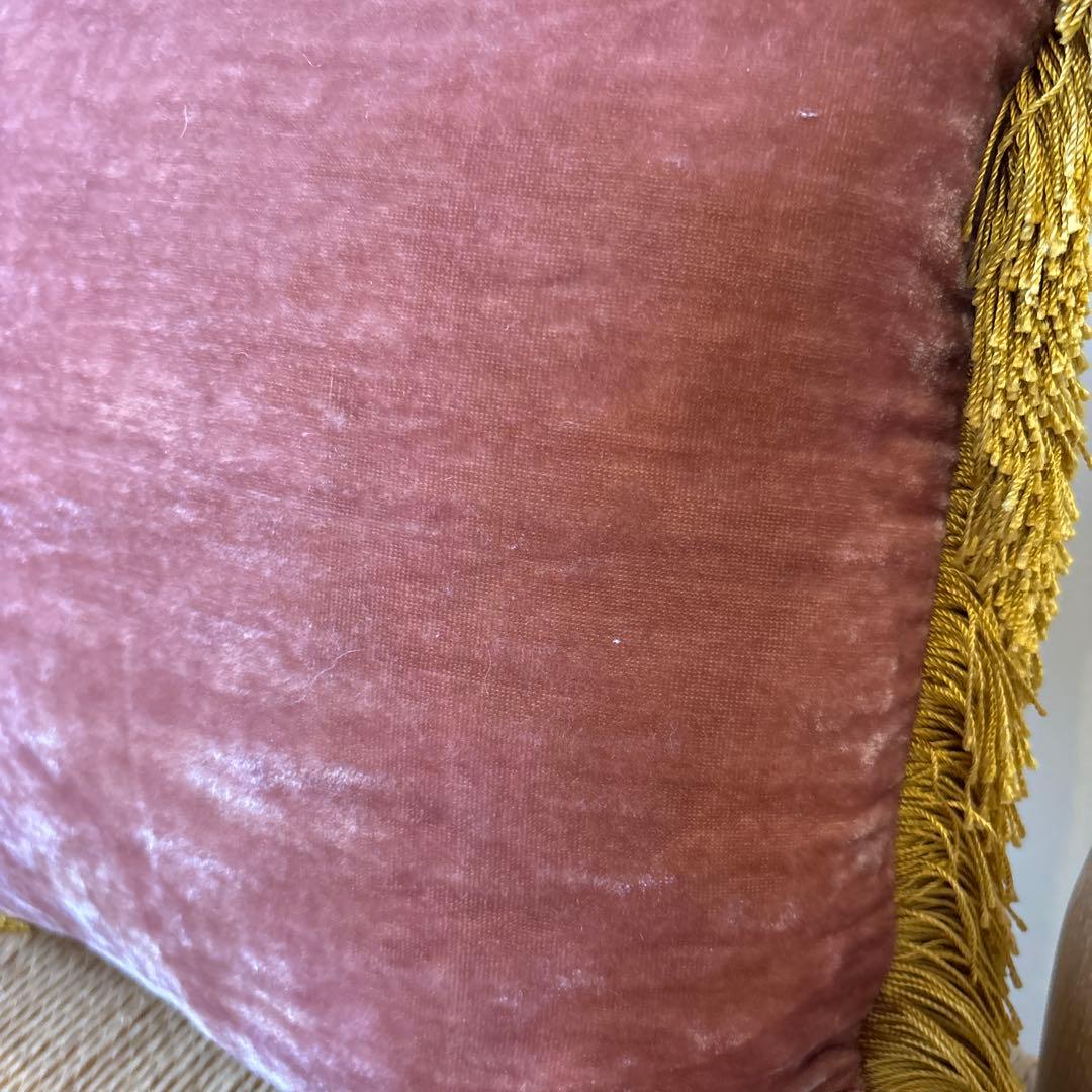 Anke Drechselアンケ・ドレッチェルクッションHPdecoatrier