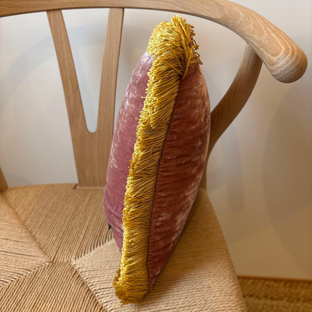 Anke Drechselアンケ・ドレッチェルクッションHPdecoatrier