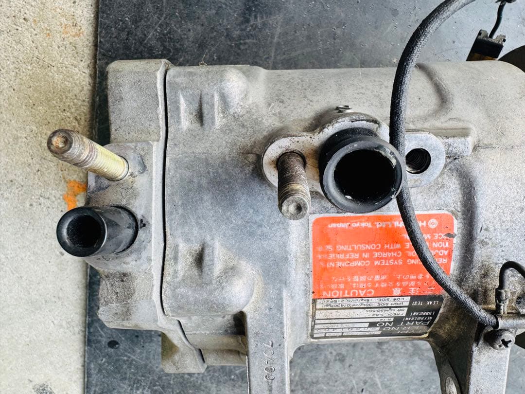 フェアレディZ Z32 前期　エアコンコンプレッサー MJS170 6FA 中古