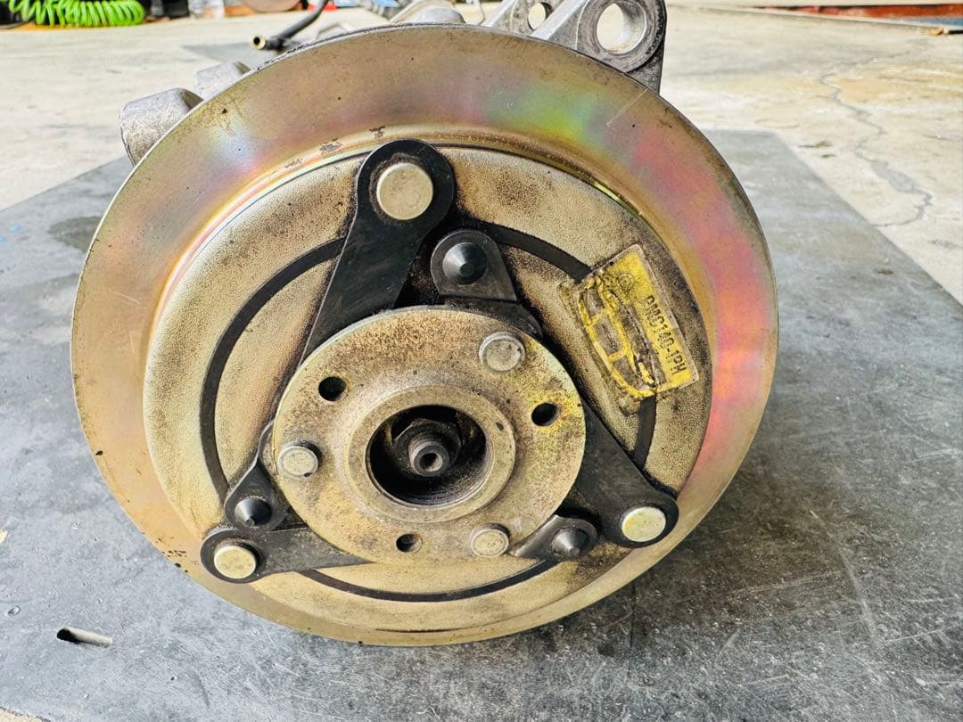 フェアレディZ Z32 前期　エアコンコンプレッサー MJS170 6FA 中古