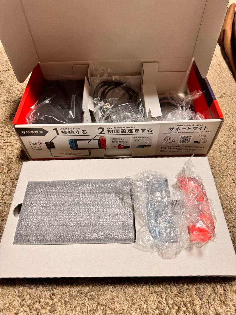 Nintendo Switch 本体 赤青 Joy-Con セット