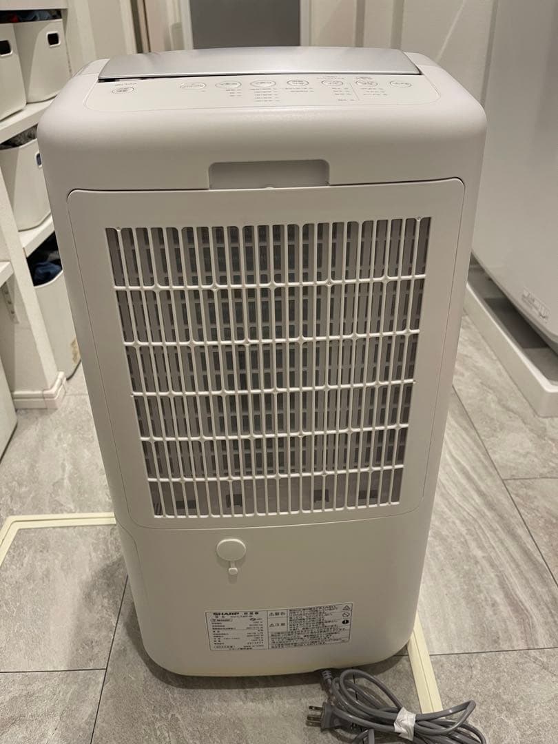 SHARP プラズマクラスター衣類乾燥除湿器 CV-L180-W シャープ