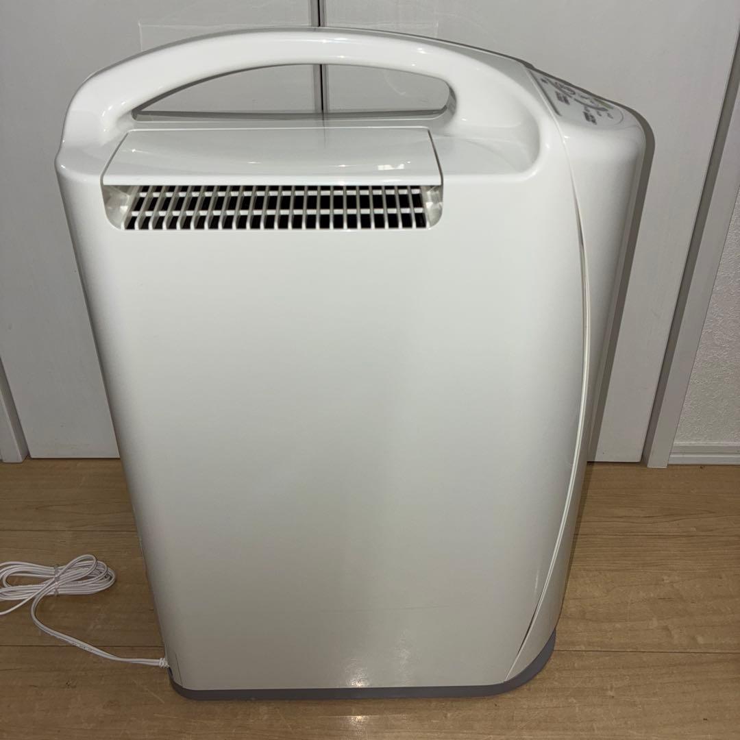 美品　使用短い　コロナ 除湿機 CD-s6318-W 美品2018年製