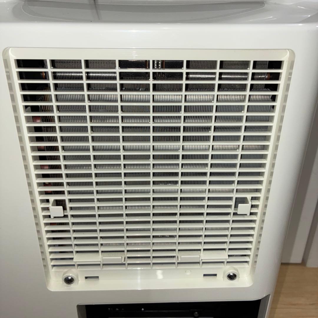 美品　使用短い　コロナ 除湿機 CD-s6318-W 美品2018年製