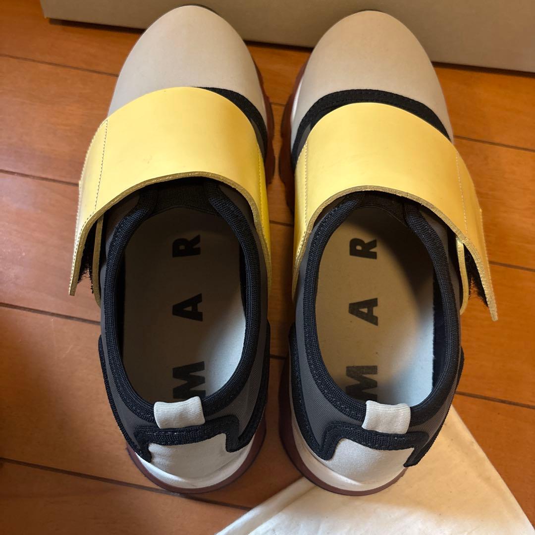 MARNI ベージュ/イエロー スニーカー
