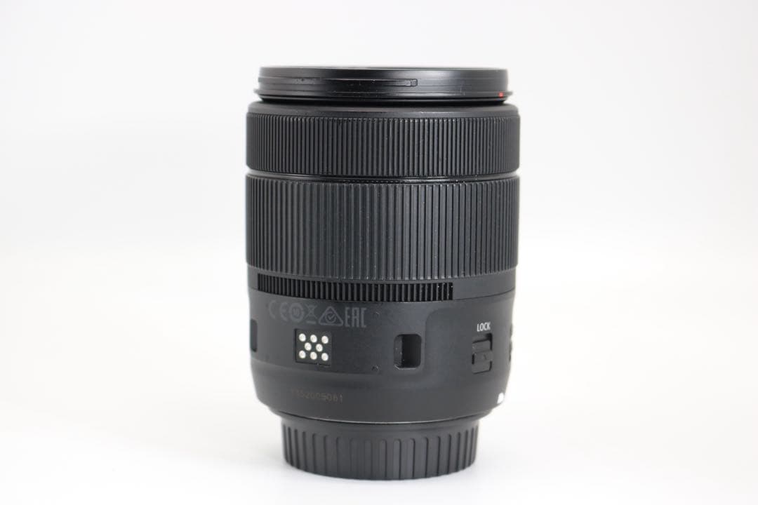 美品 【Canon EF-S 18-135mm IS USM】 EFレンズ