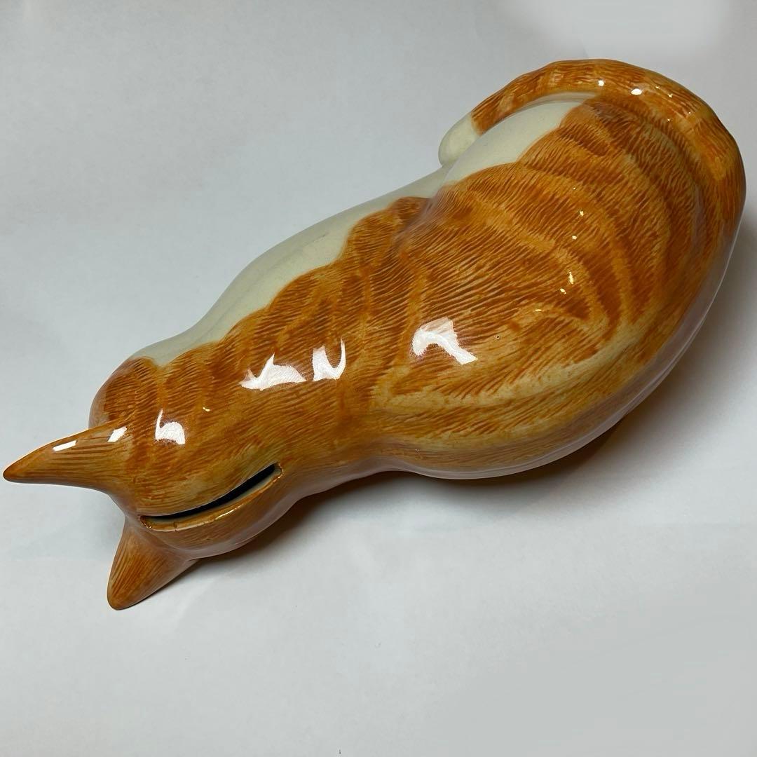 Quail ceramics 猫　陶製の貯金箱
