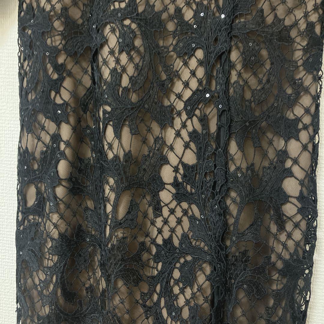 完売品　人気　レジャ　シアーレースパフスリーブスリットIラインドレス　S