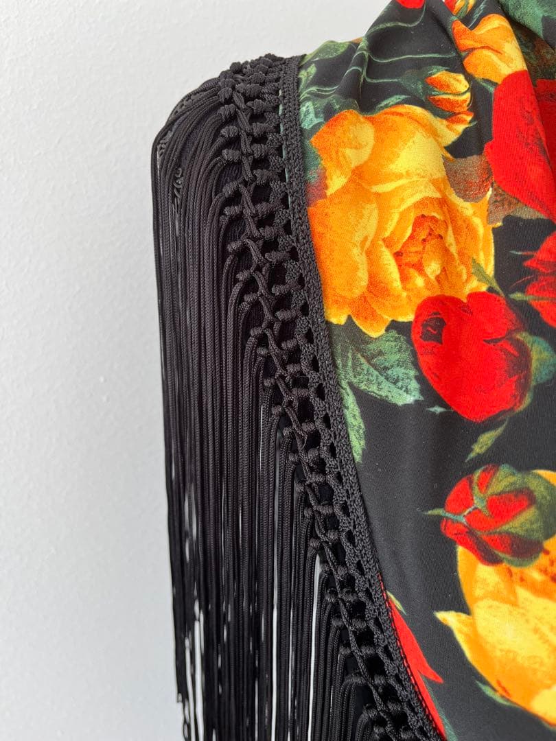 フラメンコ マントンシージョ ブラック花柄　ブラックフレコ