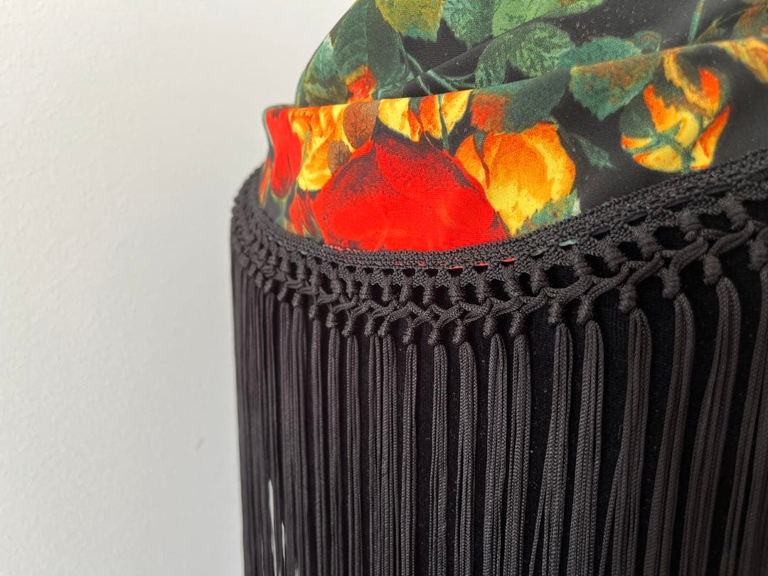 フラメンコ マントンシージョ ブラック花柄　ブラックフレコ