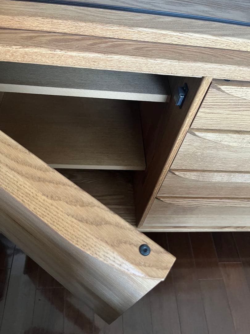 モモナチュラル　VENT LD BOARD 1300 momo natural