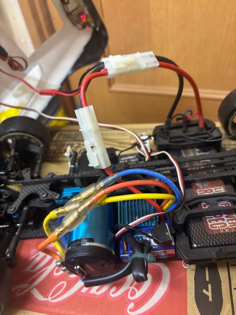 タミヤ ドリフト　ラジコン　パトカー