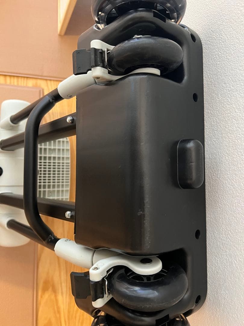 子供が乗れるキャリーケース キッズトラベルNEO ホワイト